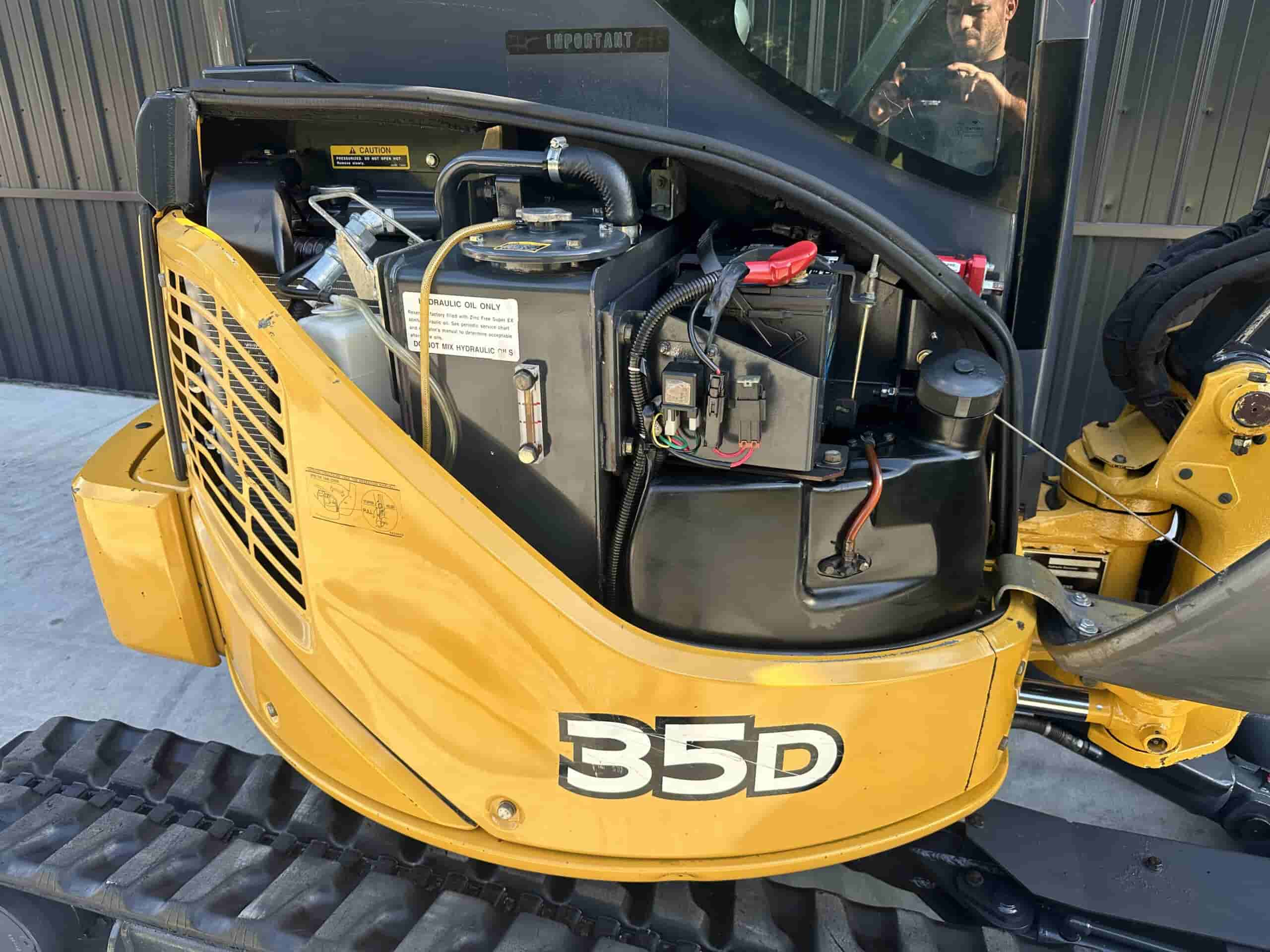 2011 John Deere 35D
